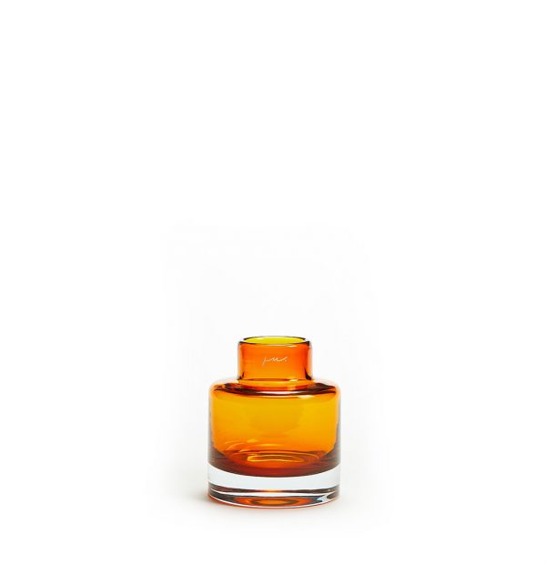 Productshot of Ju Fred Bottle Low in amber